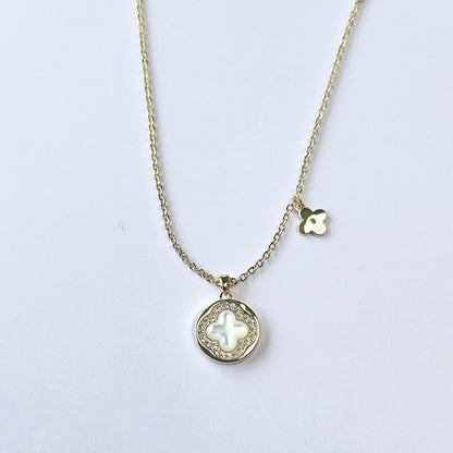 Clover Charm