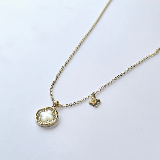 Clover Charm