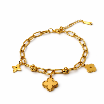 Clover Charm