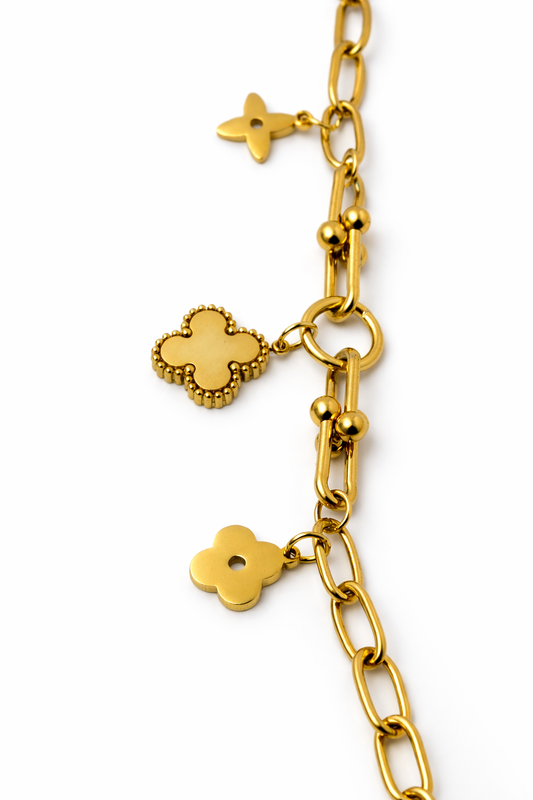 Clover Charm
